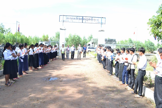 カンボジア訪問学校