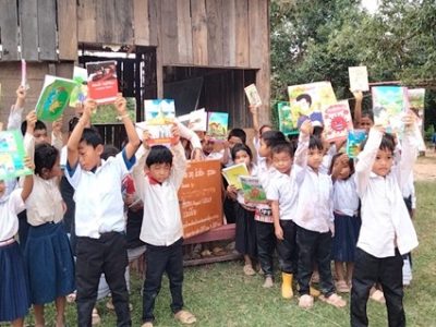 御礼：「子どもたちに本を贈ろうキャンペーン」終了しました！ ／ラオスの県職員から日本の皆様へ